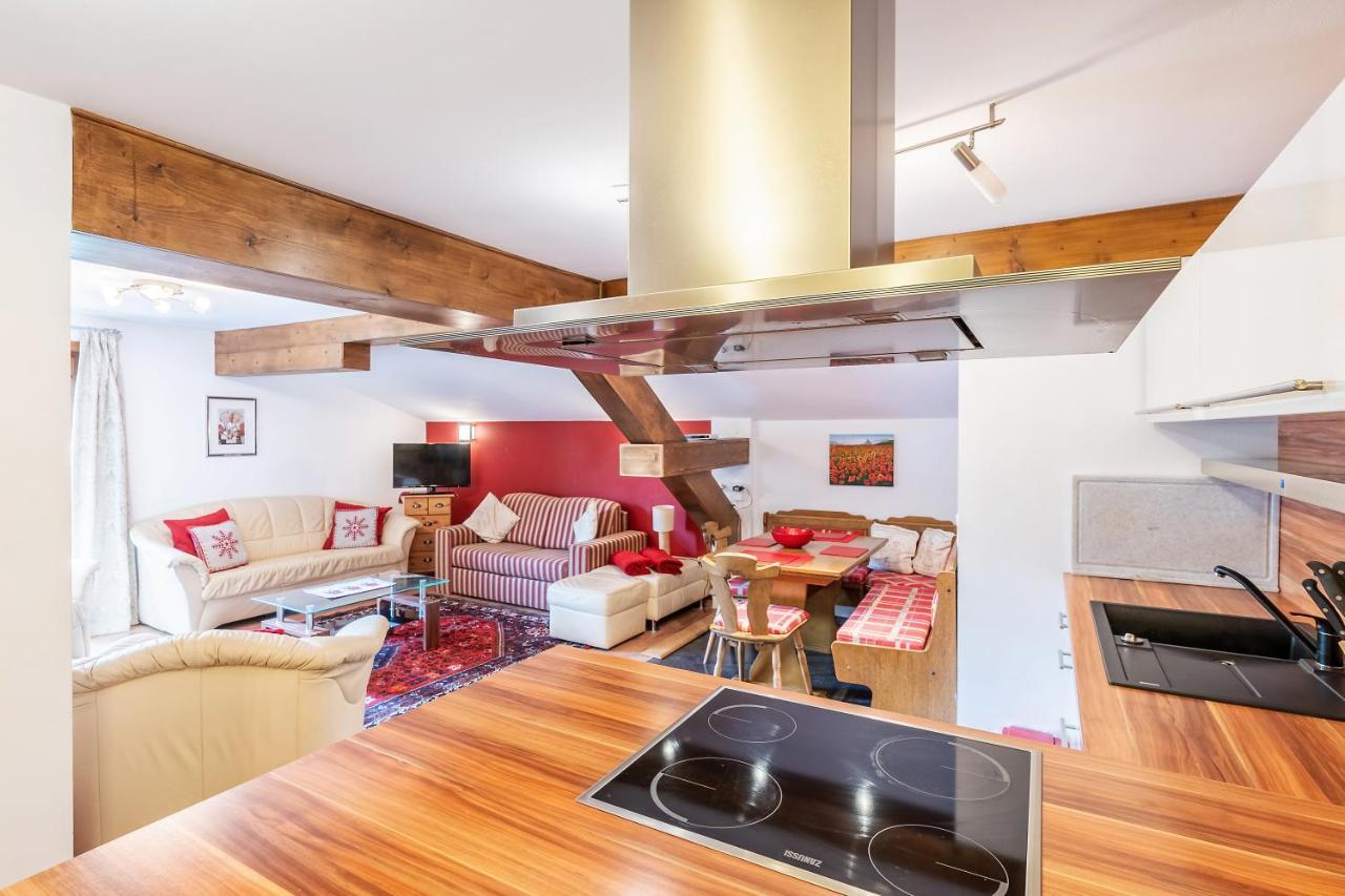 לאוגנג Ferienhaus Sonnrain מראה חיצוני תמונה