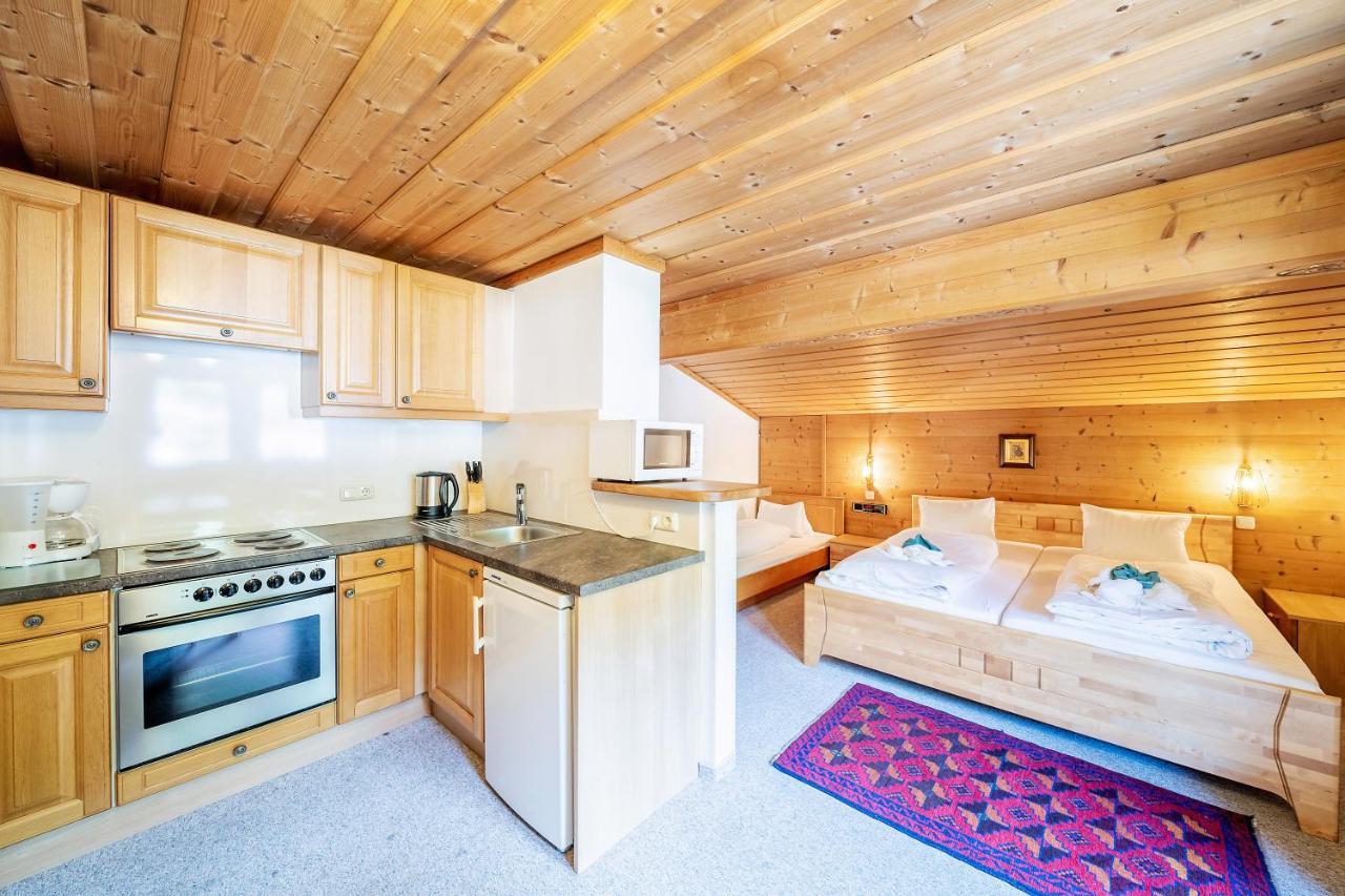 לאוגנג Ferienhaus Sonnrain מראה חיצוני תמונה